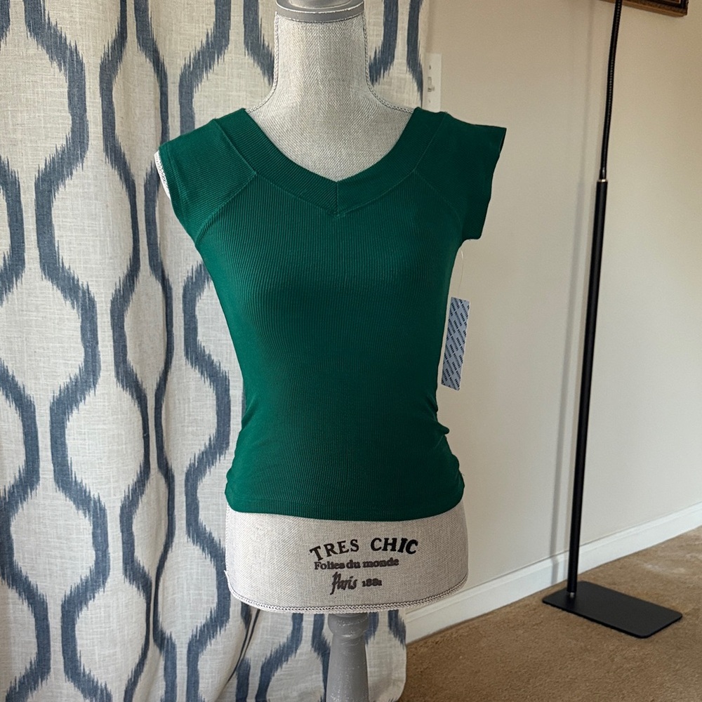 BDG Green V-Neck Women's Tank Top